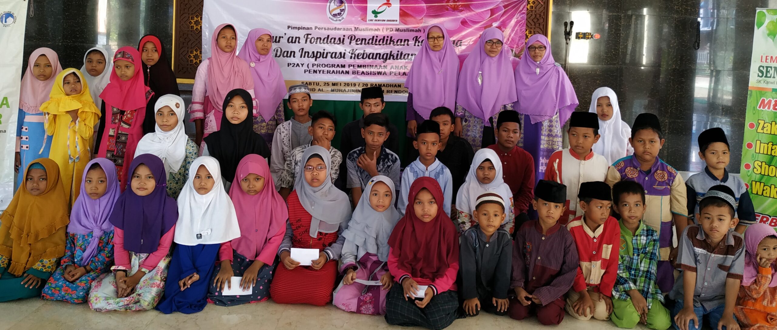 Salimah Pati Gelar Penyerahan Beasiswa Pelajar