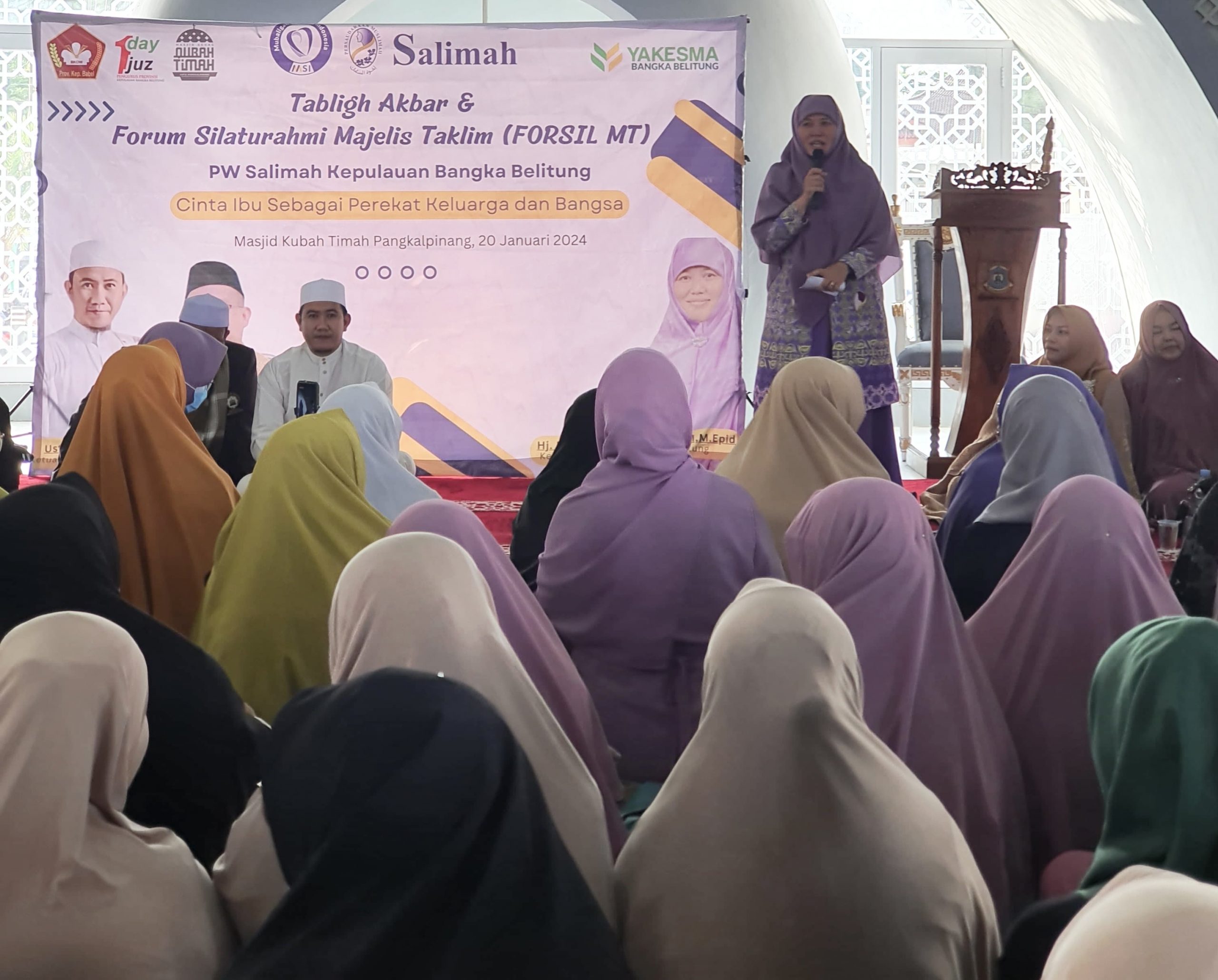 Tabligh Akbar Salimah Babel, Ratusan Jama’ah Padati Masjid Agung Kubah Timah
