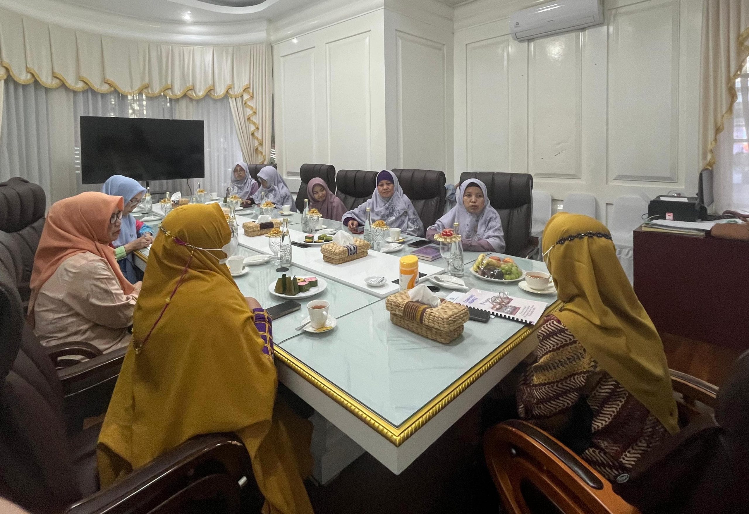 Jalin Sinergi Program, Salimah Sulsel Kunjungi PJ Ketua TP PKK