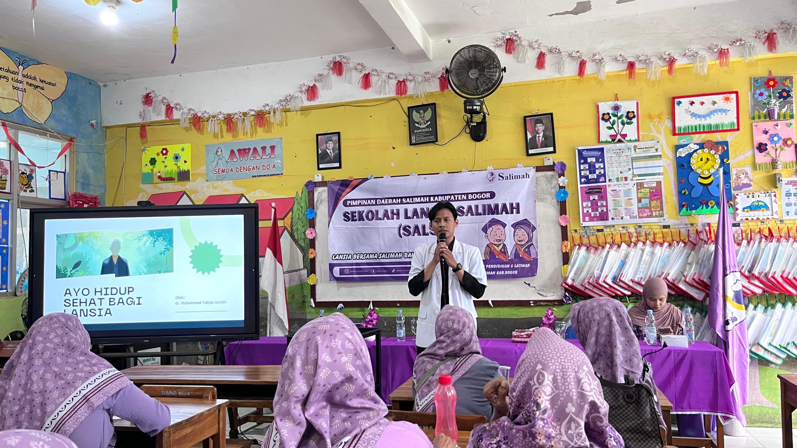 Jelang Wisuda, Lansia Salimah Bogor Dibekali Ilmu Gaya Hidup Sehat