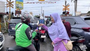 Salimah Bojonggede Bagikan Ribuan Takjil, Ratusan Nasi Gratis, dan Puluhan Paket Sembako Murah