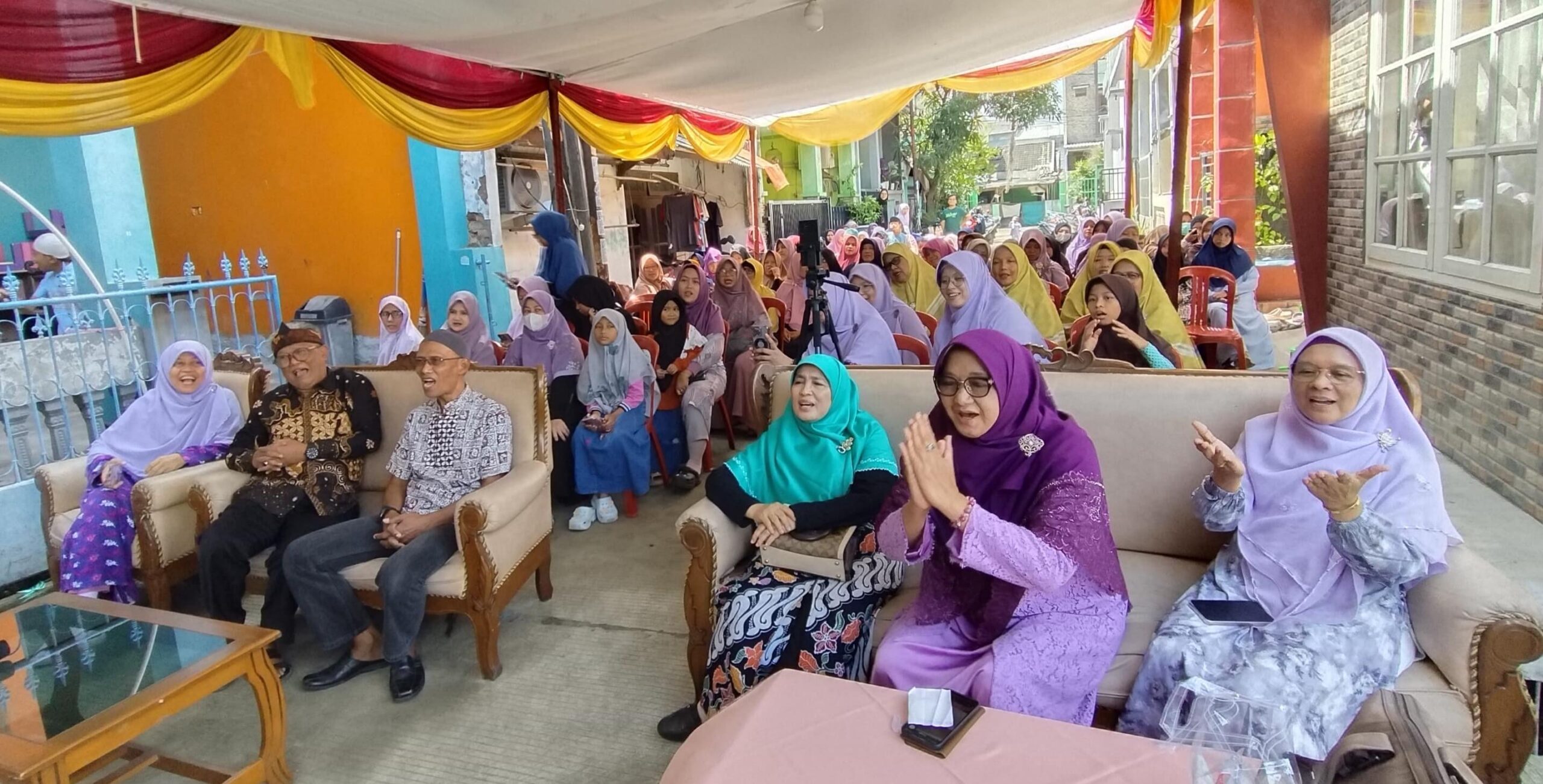Lantunan Al-Qur’an Menggema di Khotmul Qur’an Salimah Kota Bekasi