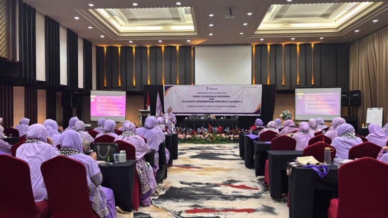 77f82cd4-eaaa-4af7-864d-1c26259b3bc4