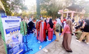 Lapak Preloved Sale Salimah Kotim Diserbu Pengunjung CFD Taman Kota Sampit