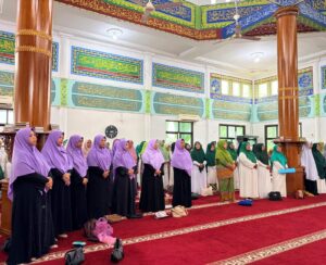 Forsil Salimah Bengkalis Gelar Maulid bersama Majelis Taklim Masjid Jami’ Kelapapati Laut