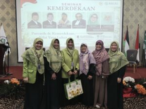 Salimah Hadiri Seminar Kemerdekaan BMIWI